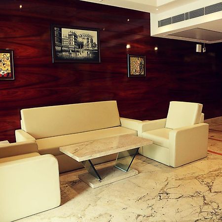 Hotel Ascent Biz Noida Zewnętrze zdjęcie