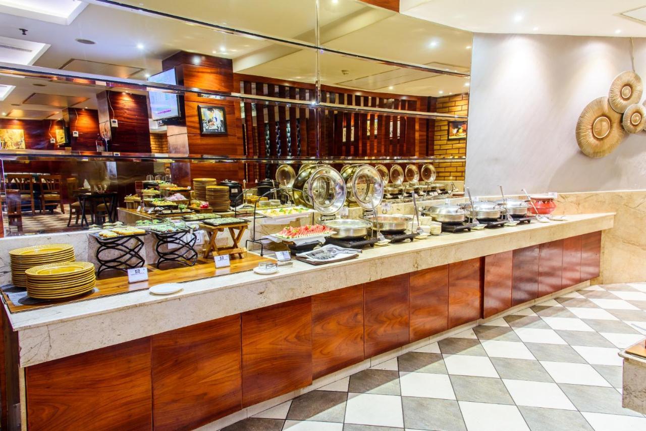 Hotel Ascent Biz Noida Zewnętrze zdjęcie