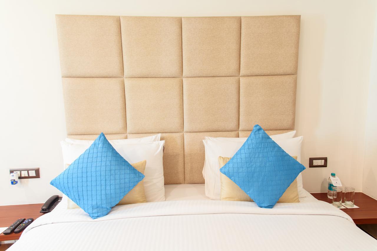 Hotel Ascent Biz Noida Zewnętrze zdjęcie