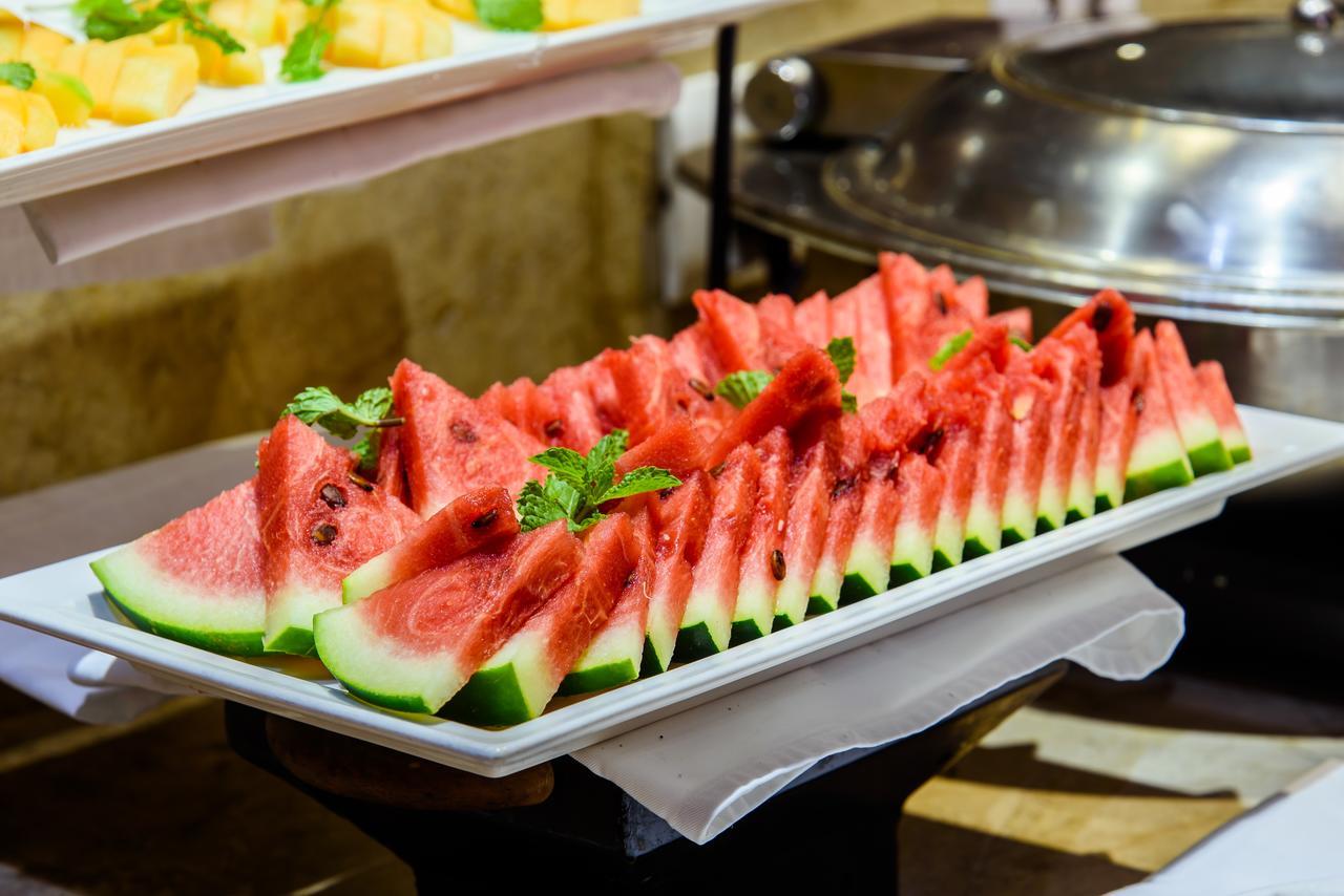 Hotel Ascent Biz Noida Zewnętrze zdjęcie