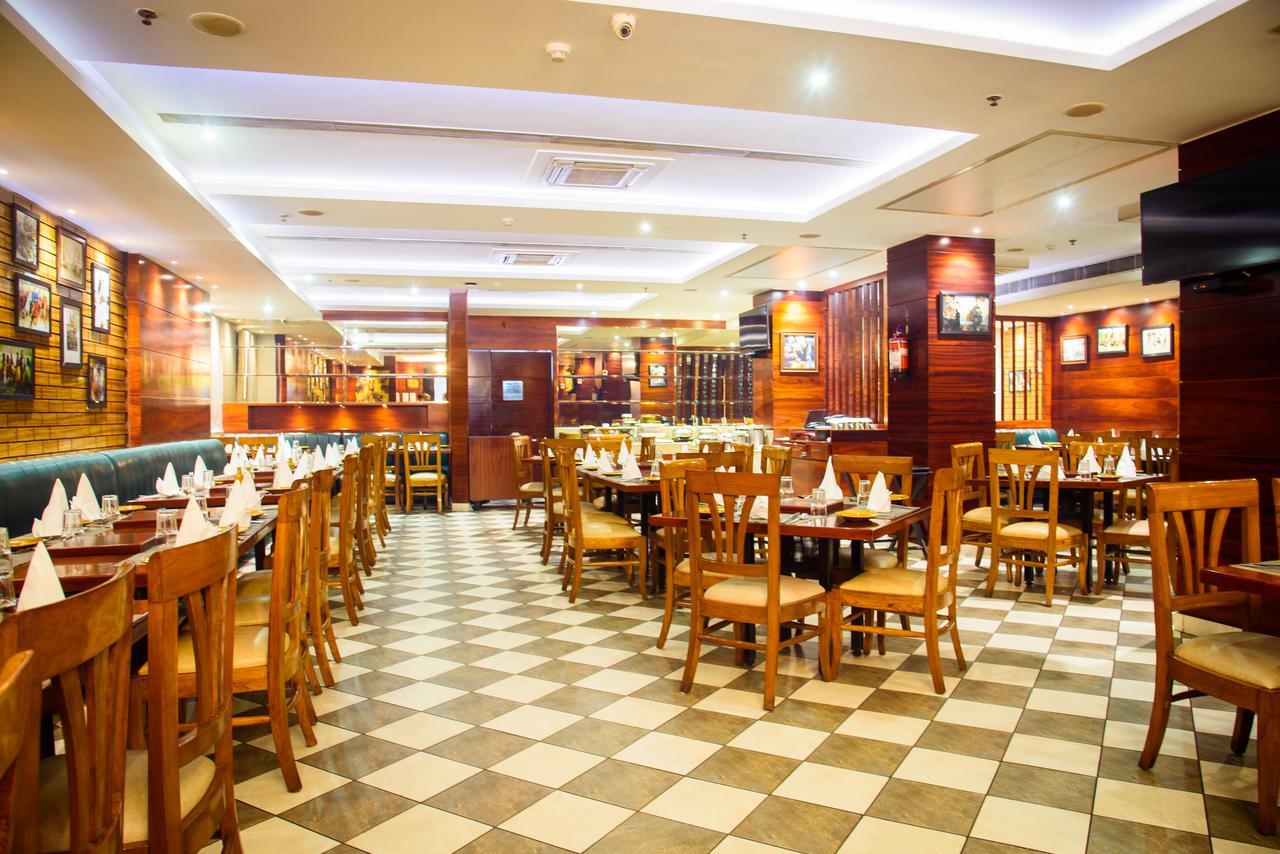 Hotel Ascent Biz Noida Zewnętrze zdjęcie