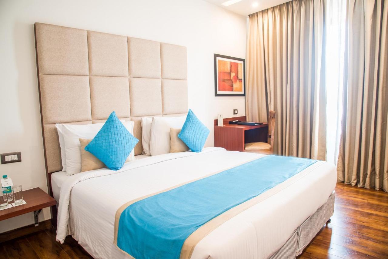 Hotel Ascent Biz Noida Zewnętrze zdjęcie